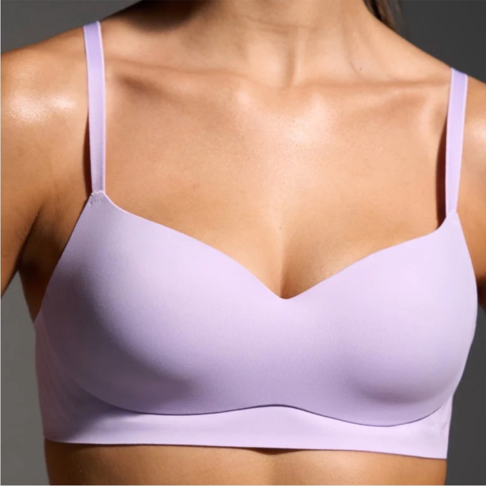 EBY Seamless The Ultimate All Day Balconette in Lilac
All Day Balconette XL NWT